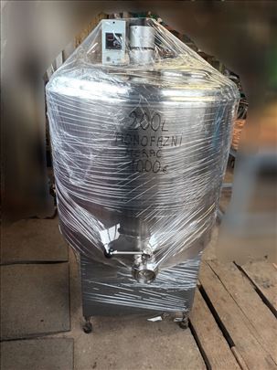 Lakrofriz 200L