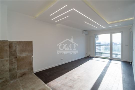 Luksuzan četvorosoban stan u New Point Matis-u