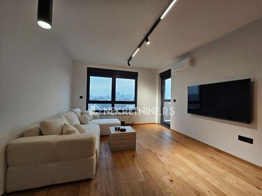 Lux stan u novogradnji sa garažom ID#18957