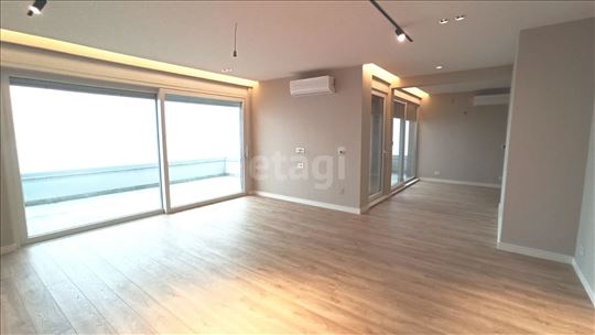 Na prodaju 4.0 luksuzan stan, Voždovac, Trošarina