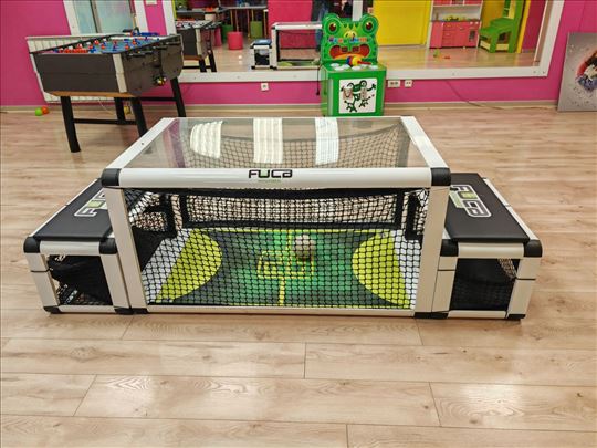 Prodajem kompletu opremu iz igraonice