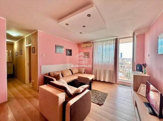 Renoviran 2.5 stan u srcu Beograda ID#8158