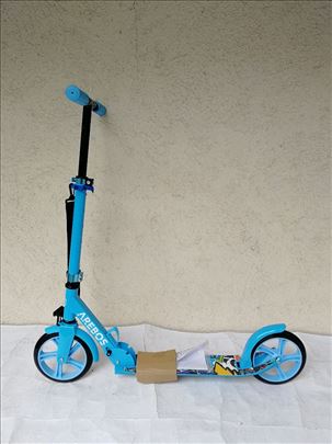 Trotinet za odrasle i decu, do 100 kg NOV U KUTIJI