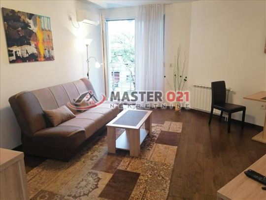 Nameštena novija garsonjera 30m2, kalorimetri 