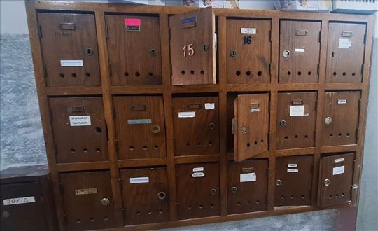 Poštanski Sandučići Iz 1961.