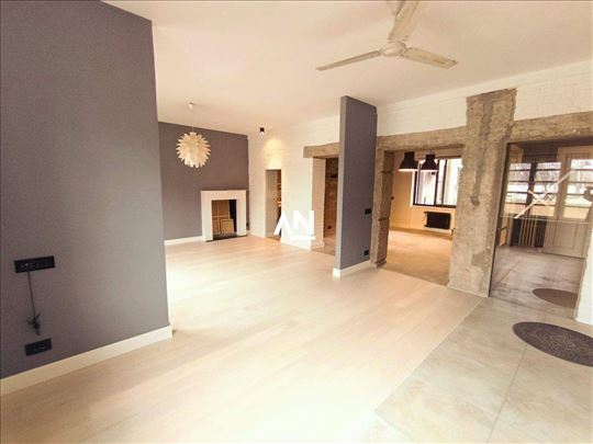 Stari grad, Skupština, Vlajkovićeva, 125m2, parkin