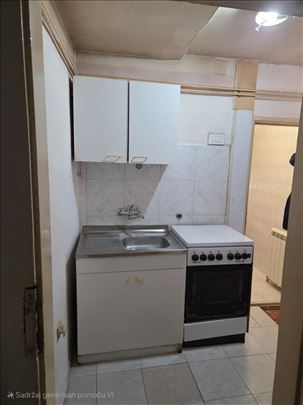 0,5, Ekonomski fakultet. Karađorđeva