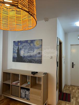 Garsonjera kod Vukovog spomenika