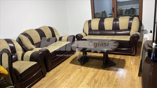 Izdajem stan u novoj zgradi sa parking mestom