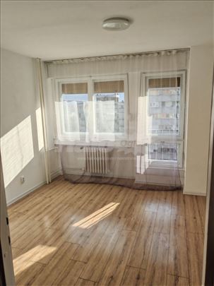 Novi Beograd, Blok 70, odličan