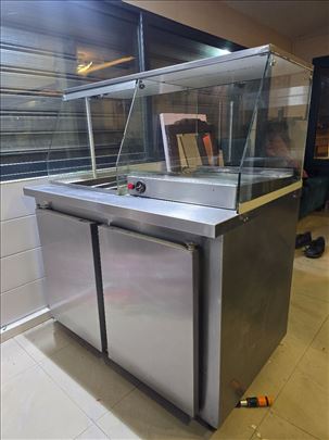 Rashladna vitrina salatara sa toplim delom