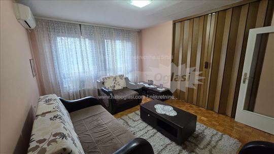 44m2 odličan stan - Čukarička Padina, Beograd