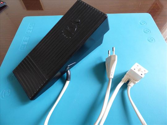 Bagat papučica za šivaću mašinu Danica Electronic