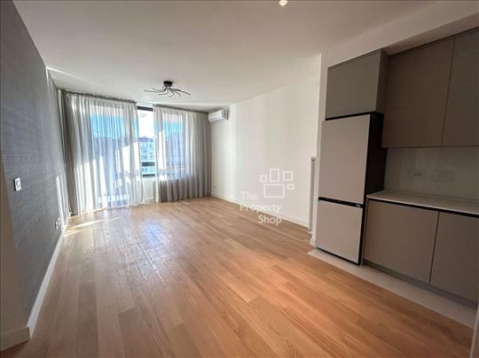 Beograd na vodi,luksuzan nov stan,73 kvm