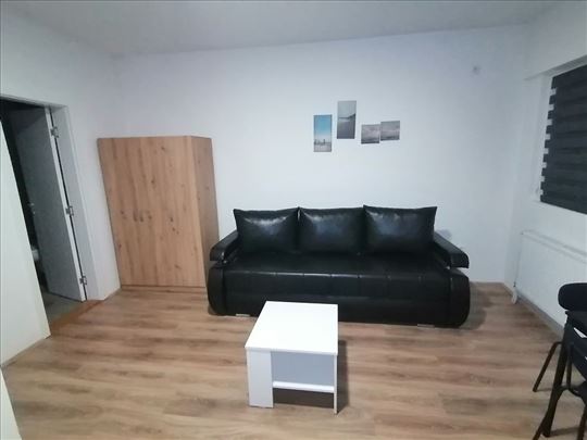 Nova garsonjera 27m2, parking,toplotne pumpe-Adice