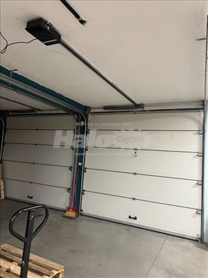 Odličan magacinski prostor, 440m2, Višnjička ulica