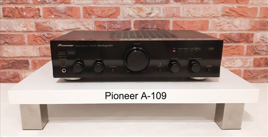 Pioneer A-109