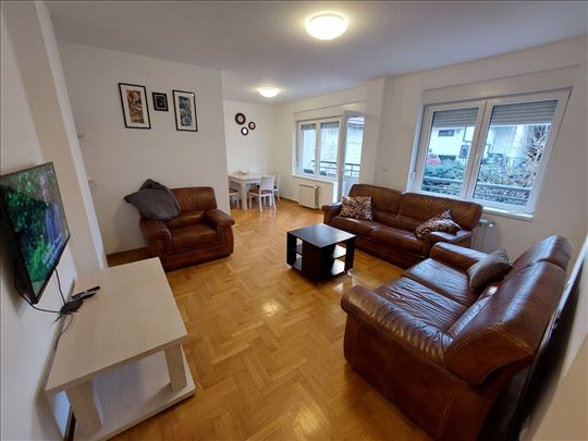 Preševska, novogradnja,  useljiv trosoban stan