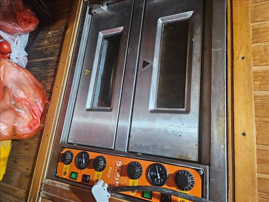 Продајем пица пећ и фритезу