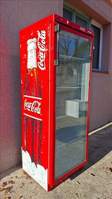 Rashladna vitrina liebherr coca cola 