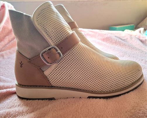 EMU cizme, bež/nude KOZNE iz Australije, broj 37,5