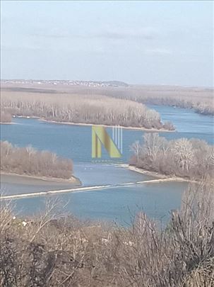 Inđija – Slankamen | Plac sa spektakularnim panora