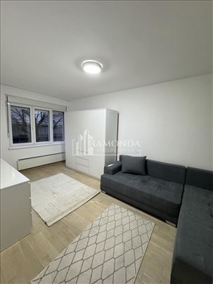 Izdavanje jednosobnog stana kod Palate Pravde ID#2