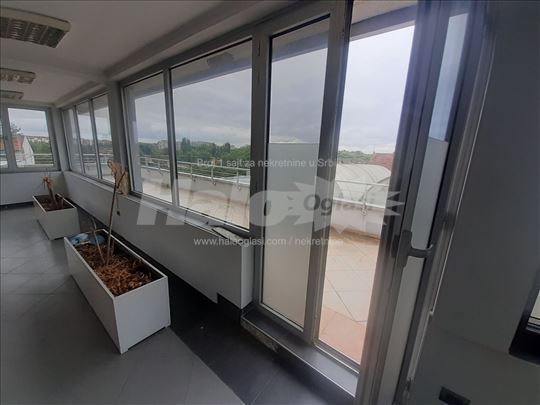 Izdavnje poslovnog prostora na dva nivoa