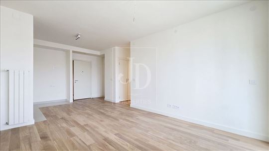 Izdaje se kancelarija BW Lumia sa garažom