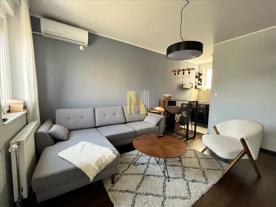 Kompletno namešten 2.0 stan kod Avenije