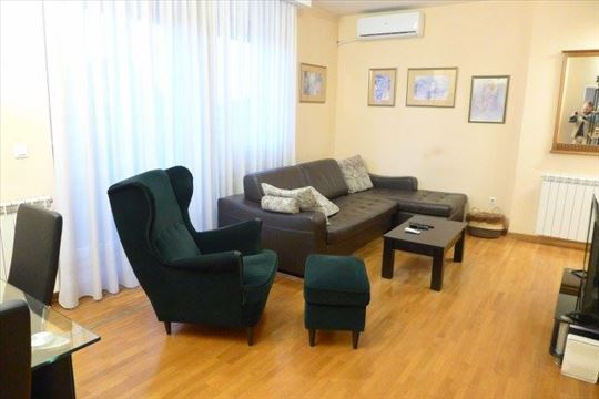 Kralja Petra, 54m2, dvosoban, namešten, terasa