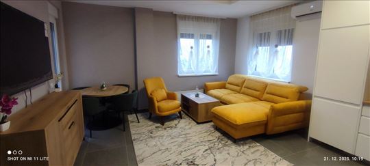 Opremljen stan na Raju 46m2 - Akva Park