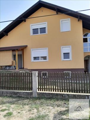 Veternik-odliČna Spratna KuĆa