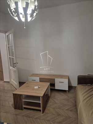 Vračar, Čuburski park, 33m2 ID#13493