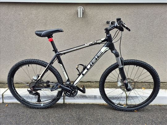 CUBE acid competition XL disk XT kao nov