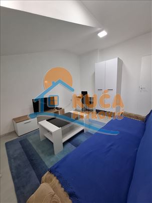 Izdaje se odličan stan kod Dif-a i Fakulteta zašti