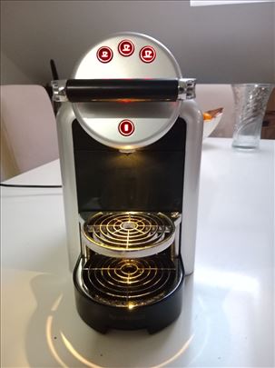Nespresso Zenius aparat za kafu