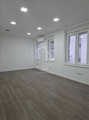 Vojvode Stepe, PP, mereno 261m2 ID#13497