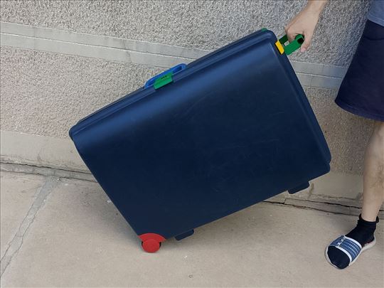 kofer charltron tvrda plastika