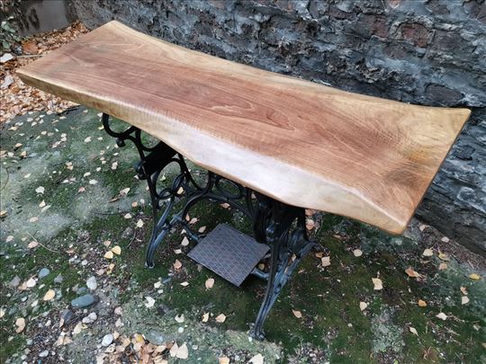 Vintage sto Antonovic