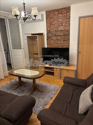 Izdaje se namešten dvosoban stan u Loznici – 58 m²