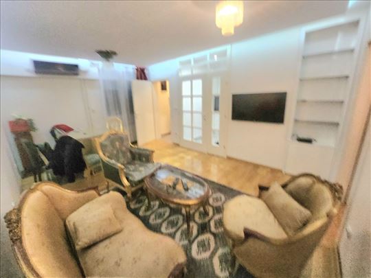 LEP odmah useljiv stan