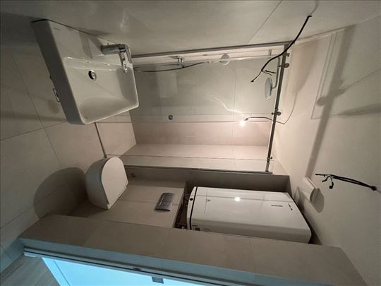 NOVO - lavabo sa slavinom i wc šolja