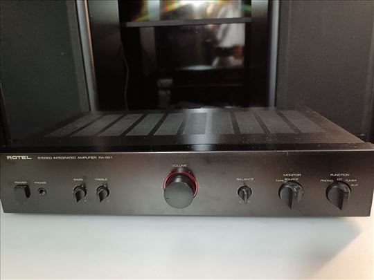 Rotel RA-921