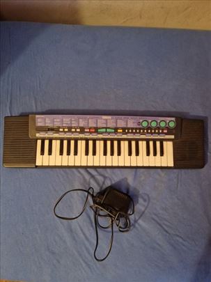 Yamaha Portal Sound PSS-16