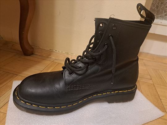 Dr.Martens