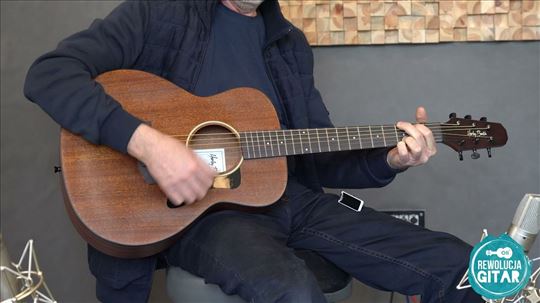HARLEY  BENTON nova MAHAGONY putna akustična gitar