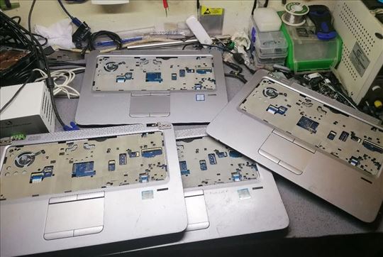Hp Elitebook 820 g3 za delove