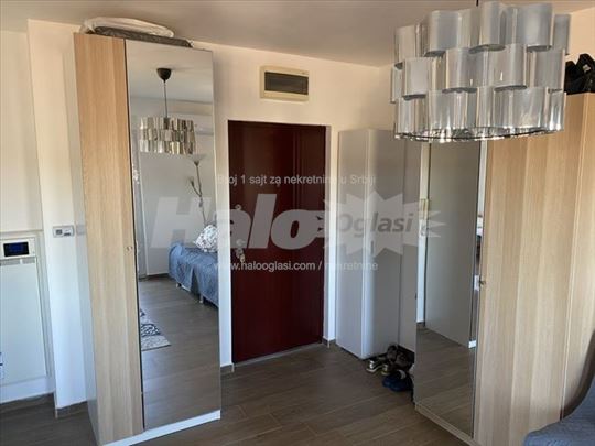 Nov, moderan stan 33 m² – Mirijevo, lift, vlasnik 