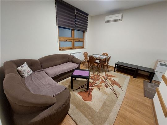 Novogradnja, Hilandarska ulica